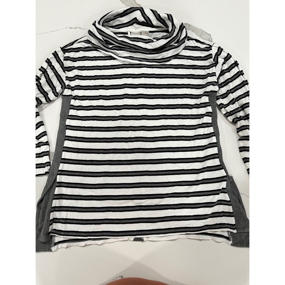 Chicos Zenergy Striped Cowl Neck Top Long Sleeve Grey White Black 1P Size 8/10P